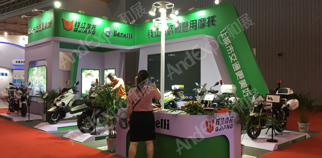 成都交通安全博览会图片58